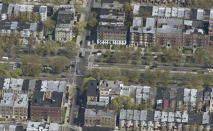 crown heights: New York Avenue North of Eastern Parkway